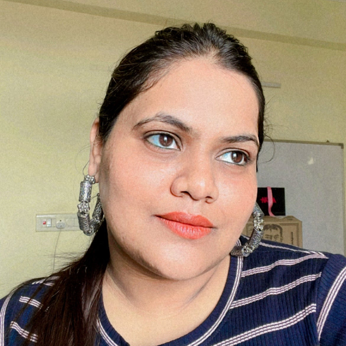 Shop classic hoops at Jewellery Lovers. Anti-tarnish, trendy & perfect for daily or festive wear. Free shipping available. jewellerylovers