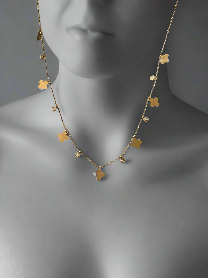 Shop daisy style choker at Jewellery Lovers. Anti-tarnish, trendy & perfect for daily or festive wear. Free shipping available. jewellerylovers