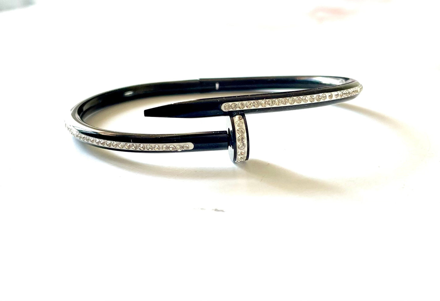 Shop nail diamond bracelet at Jewellery Lovers. Anti-tarnish, trendy & perfect for daily or festive wear. Free shipping available. jewellerylovers