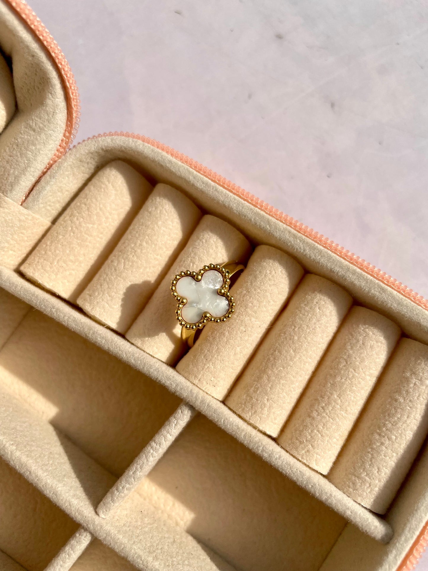 Clover premium Anti tarnished adjustable ring