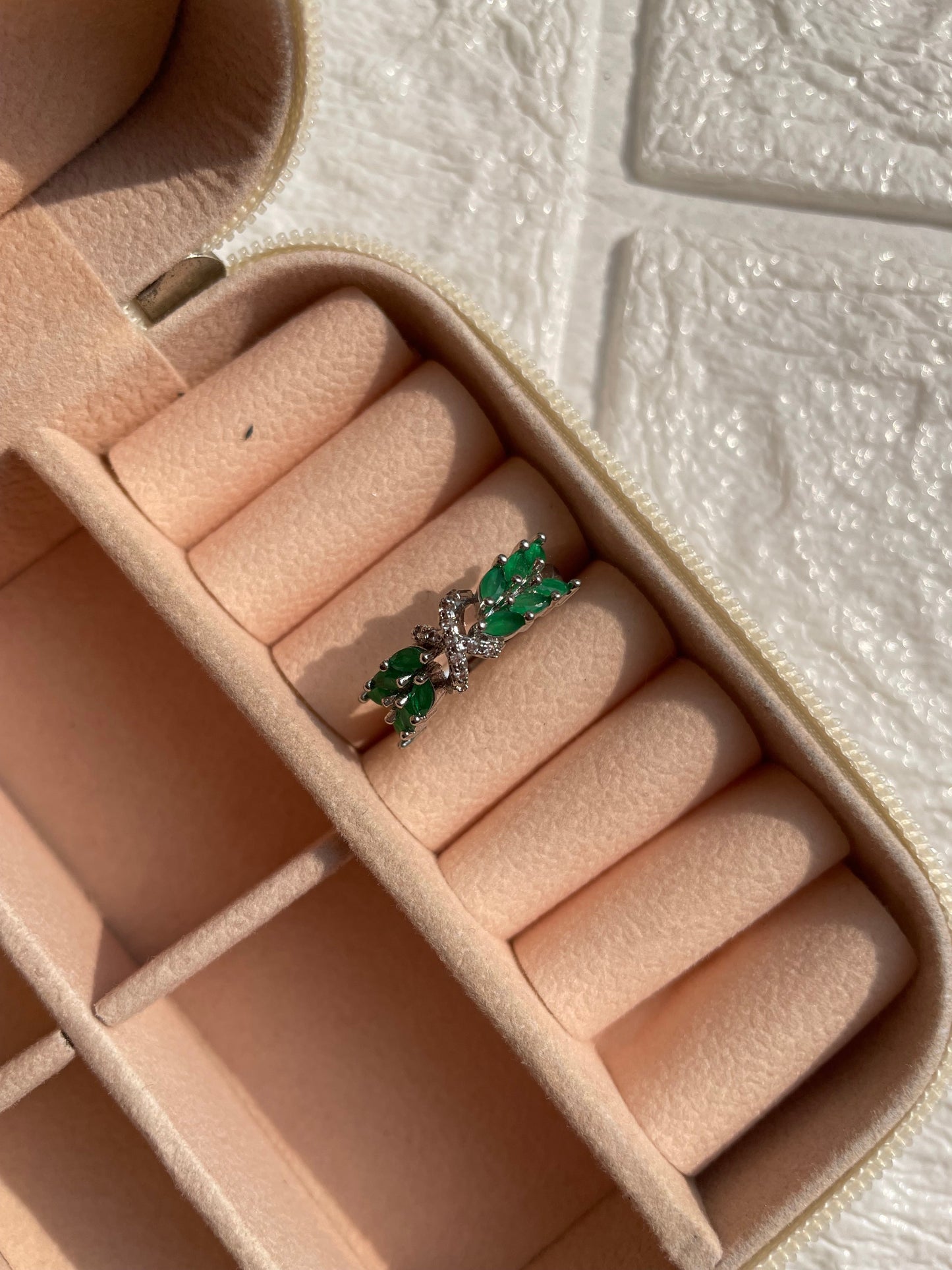 Shop crystal ring at Jewellery Lovers. Anti-tarnish, trendy & perfect for daily or festive wear. Free shipping available. jewellerylovers