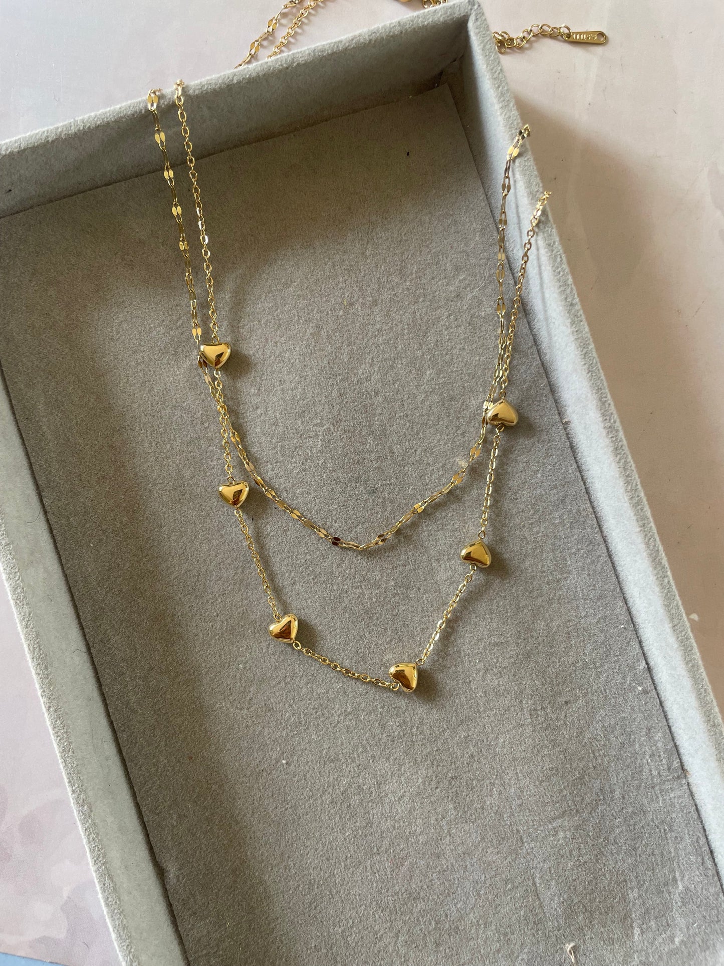 Shop heart choker at Jewellery Lovers. Anti-tarnish, trendy & perfect for daily or festive wear. Free shipping available. jewellerylovers