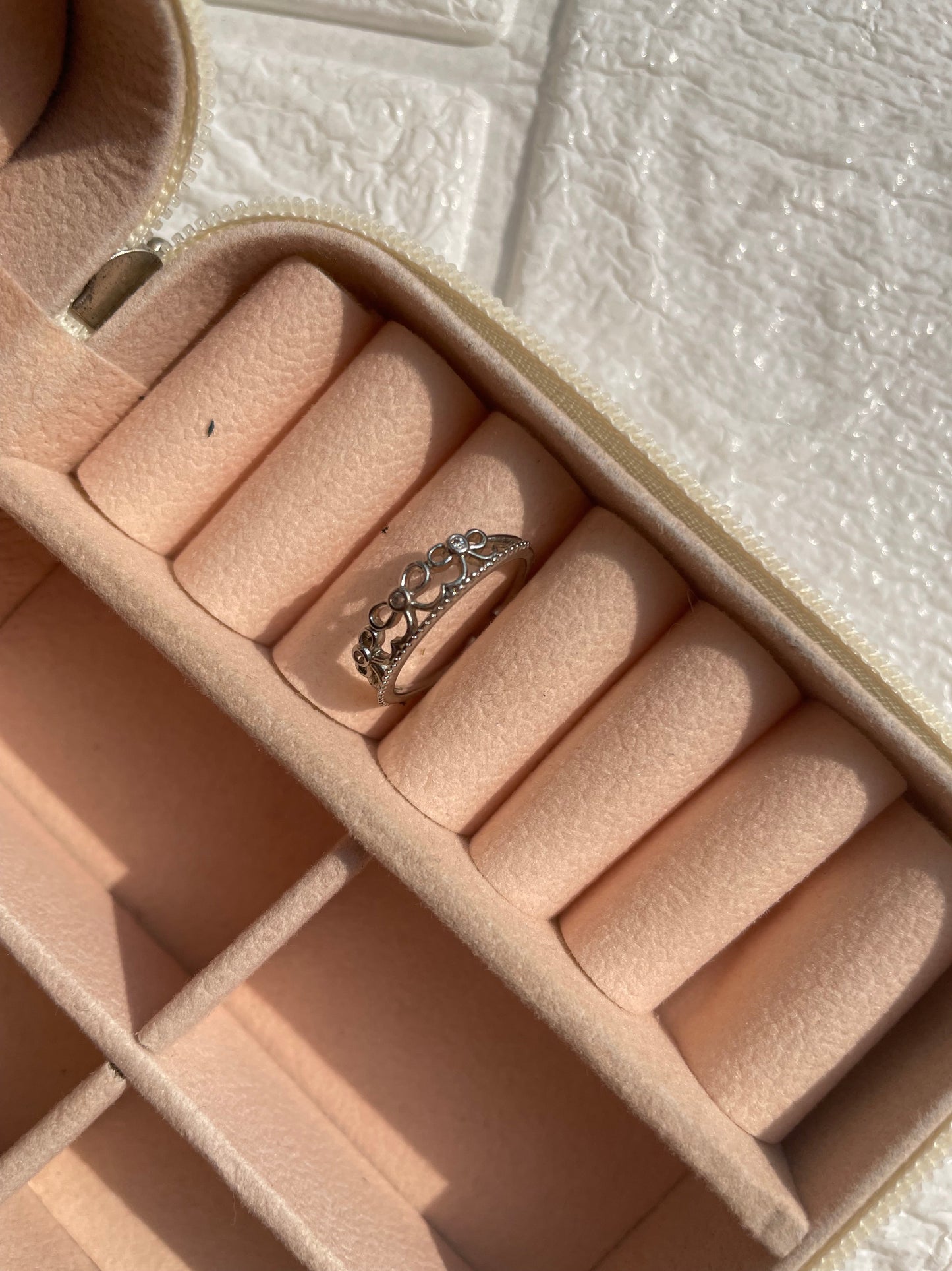 Shop crown ring at Jewellery Lovers. Anti-tarnish, trendy & perfect for daily or festive wear. Free shipping available. jewellerylovers