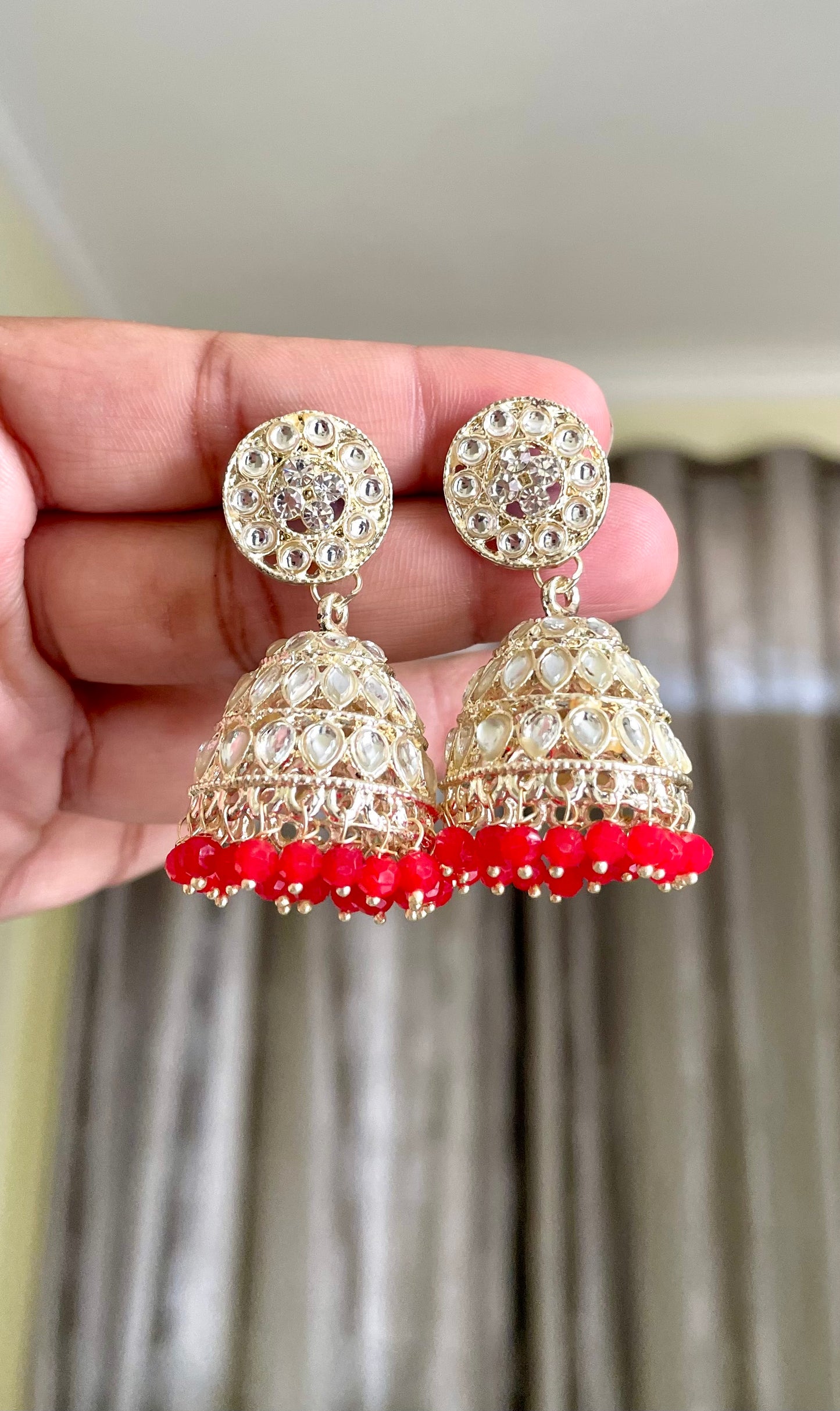 Kundan jhumka