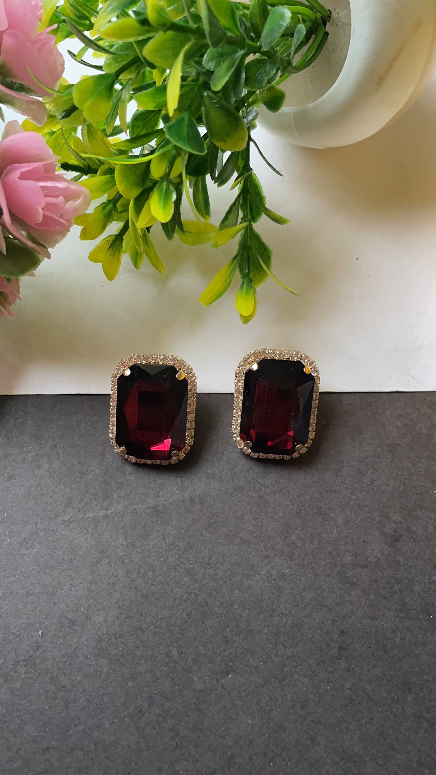 Shop crystal studs at Jewellery Lovers. Anti-tarnish, trendy & perfect for daily or festive wear. Free shipping available. jewellerylovers