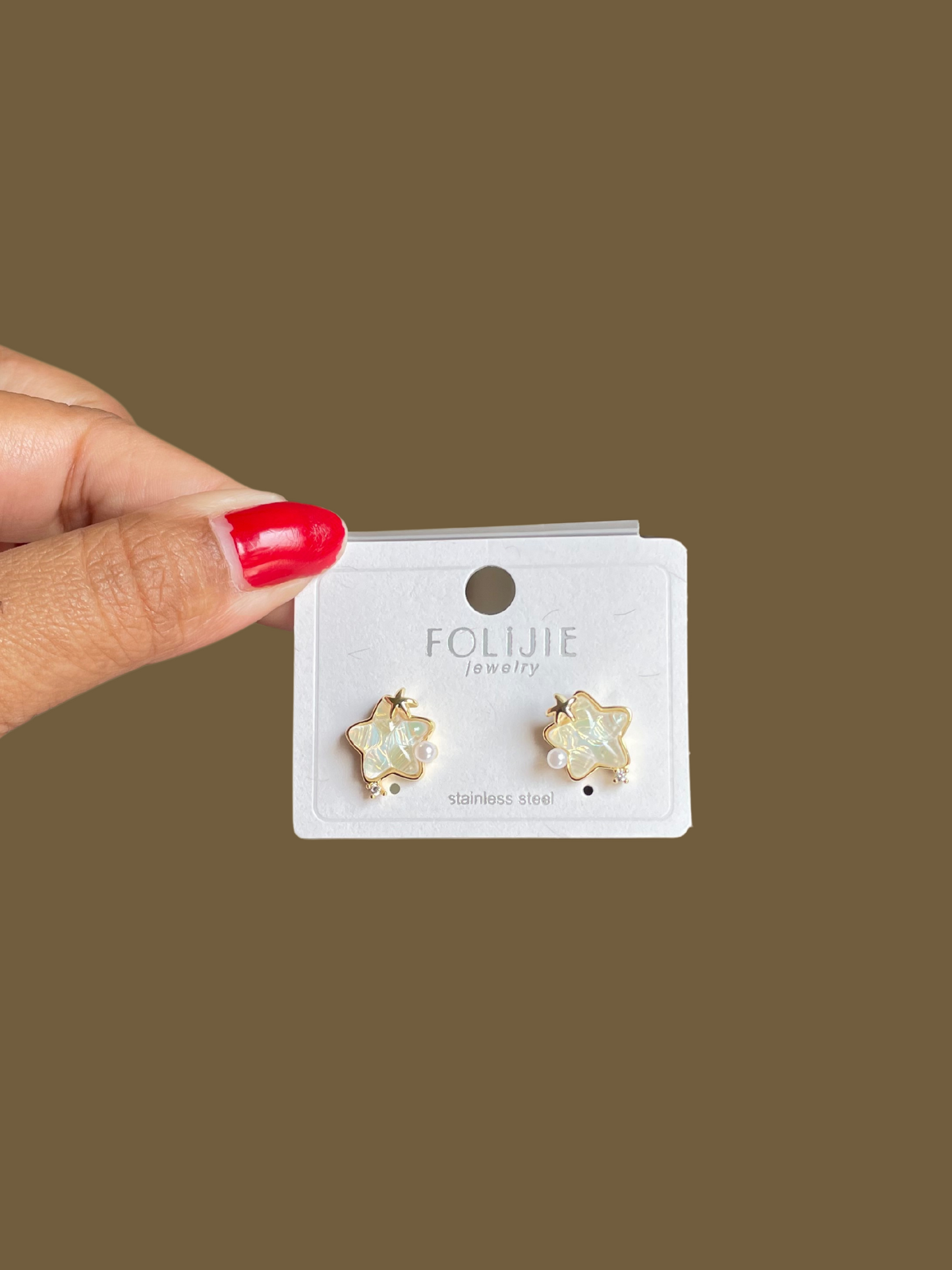 Shop flower studs at Jewellery Lovers. Anti-tarnish, trendy & perfect for daily or festive wear. Free shipping available. jewellerylovers