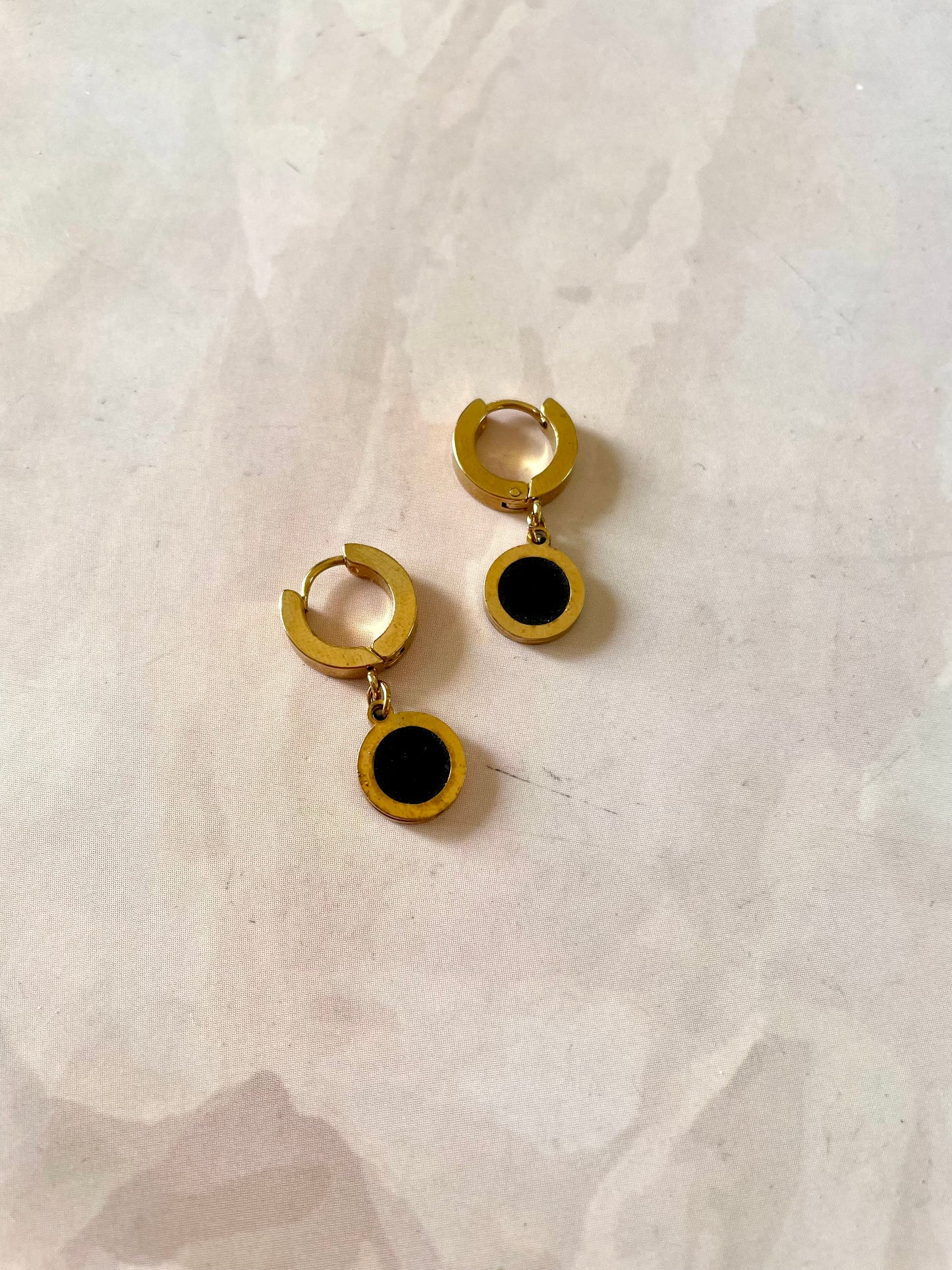 Baali studs
