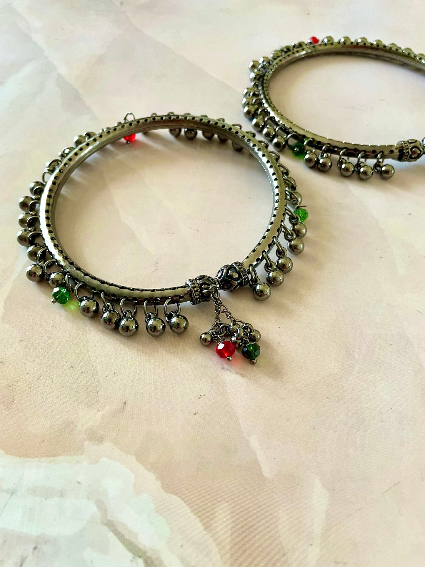 Shop anklets at Jewellery Lovers. Anti-tarnish, trendy & perfect for daily or festive wear. Free shipping available. jewellerylovers