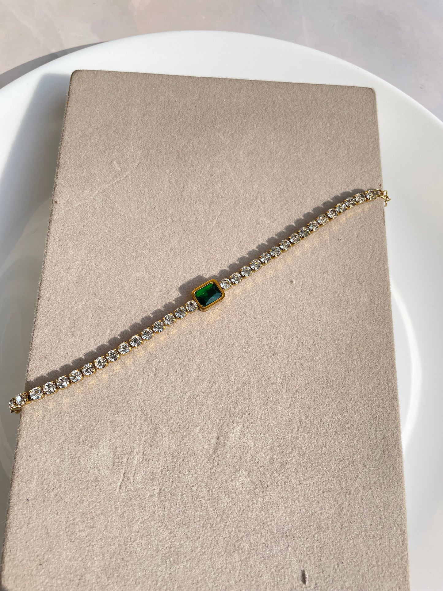 Emerald green stone bracelet