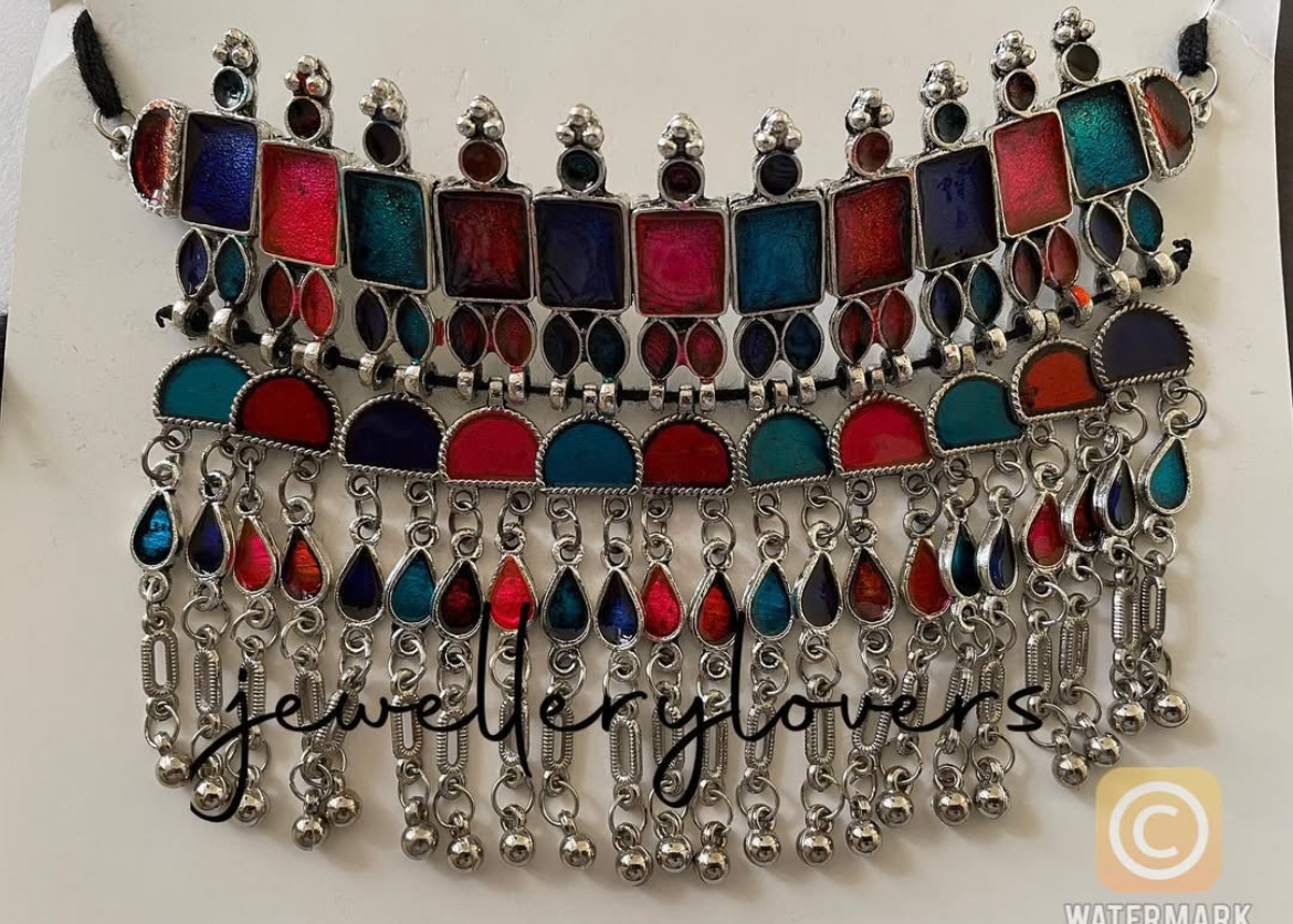 Multicolour glass choker