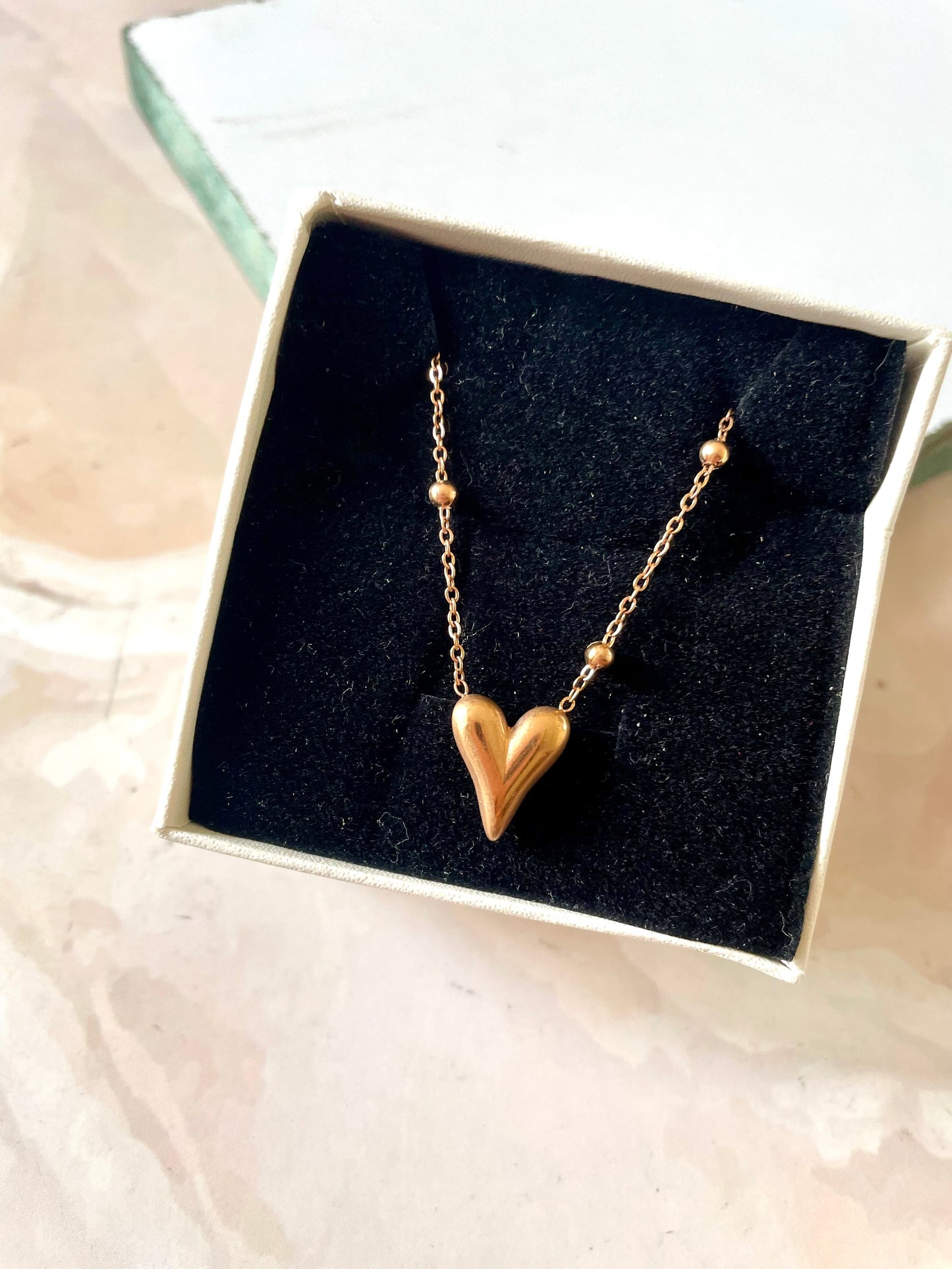 Shop heart necklace at Jewellery Lovers. Anti-tarnish, trendy & perfect for daily or festive wear. Free shipping available. jewellerylovers