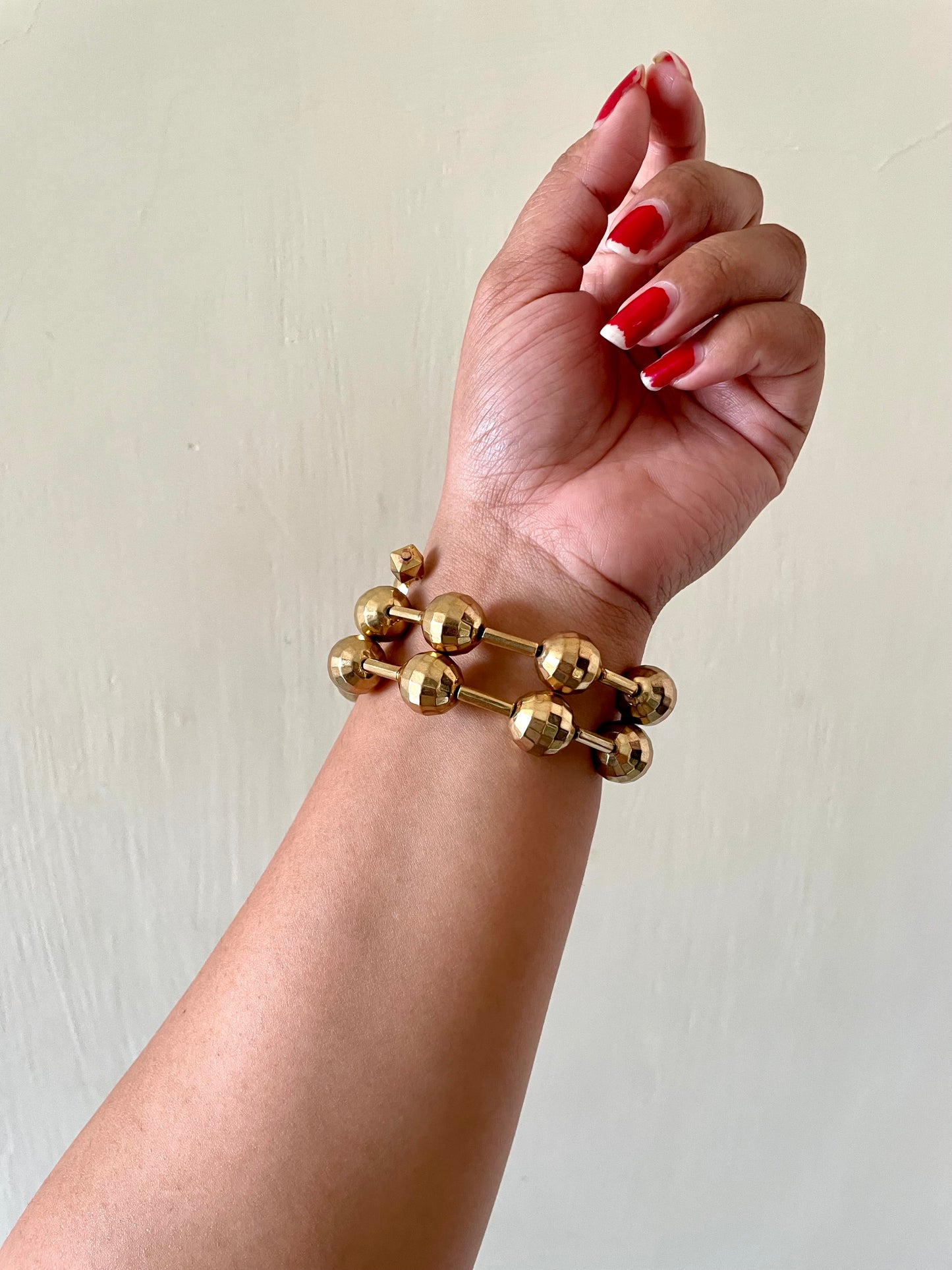 Disco spiral bangle