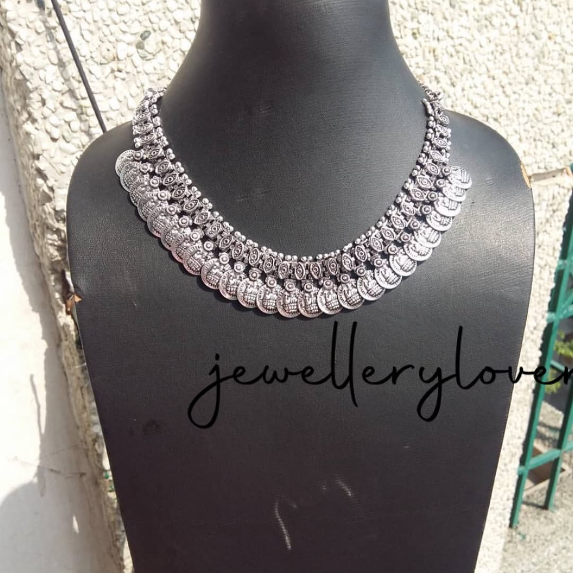 Shop sleek coin necklace at Jewellery Lovers. Anti-tarnish, trendy & perfect for daily or festive wear. Free shipping available. jewellerylovers