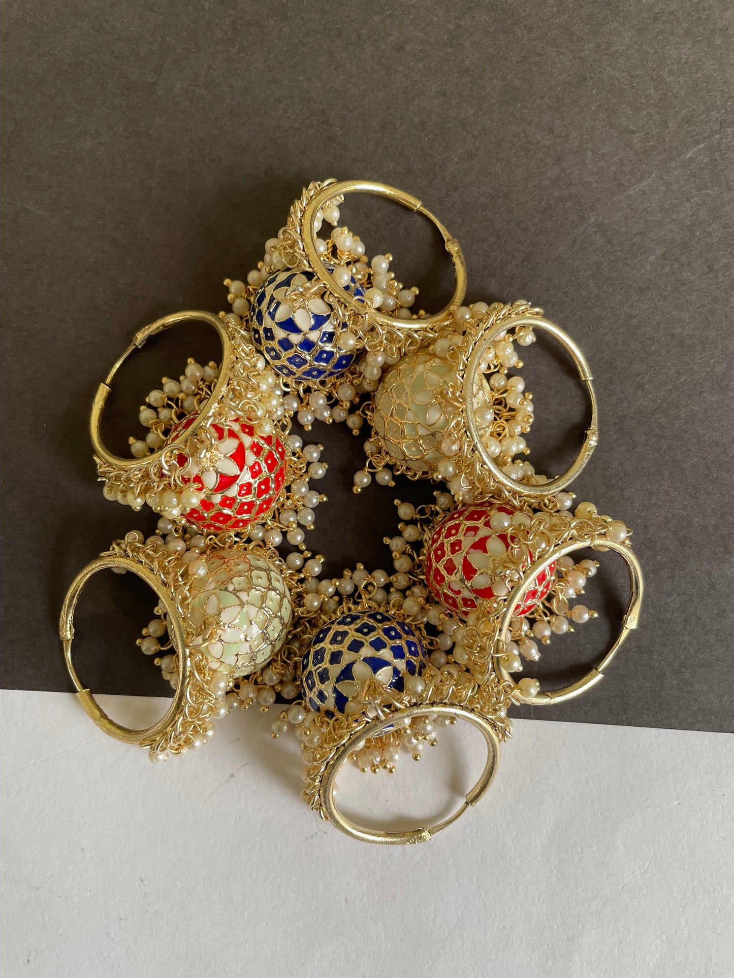 Shop hand painted jhumka’s at Jewellery Lovers. Anti-tarnish, trendy & perfect for daily or festive wear. Free shipping available. jewellerylovers