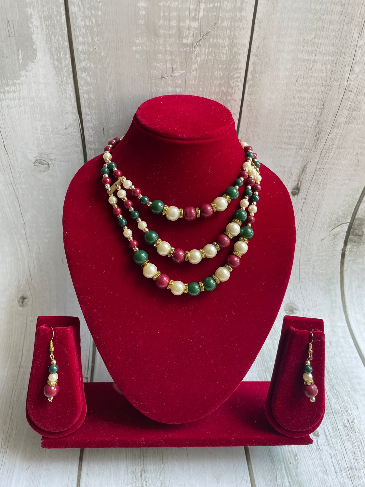 Shop multicolour stone mala at Jewellery Lovers. Anti-tarnish, trendy & perfect for daily or festive wear. Free shipping available. jewellerylovers