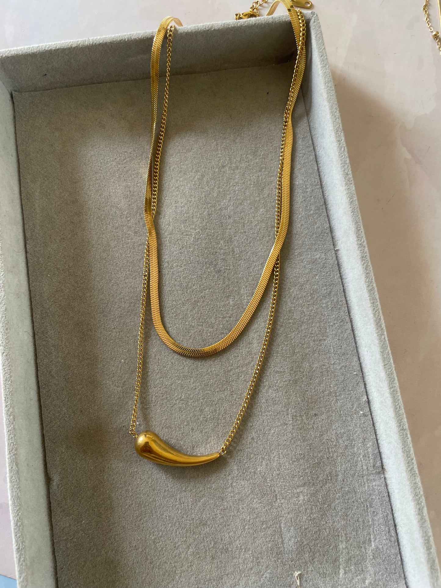 Shop dual chain necklace at Jewellery Lovers. Anti-tarnish, trendy & perfect for daily or festive wear. Free shipping available. jewellerylovers