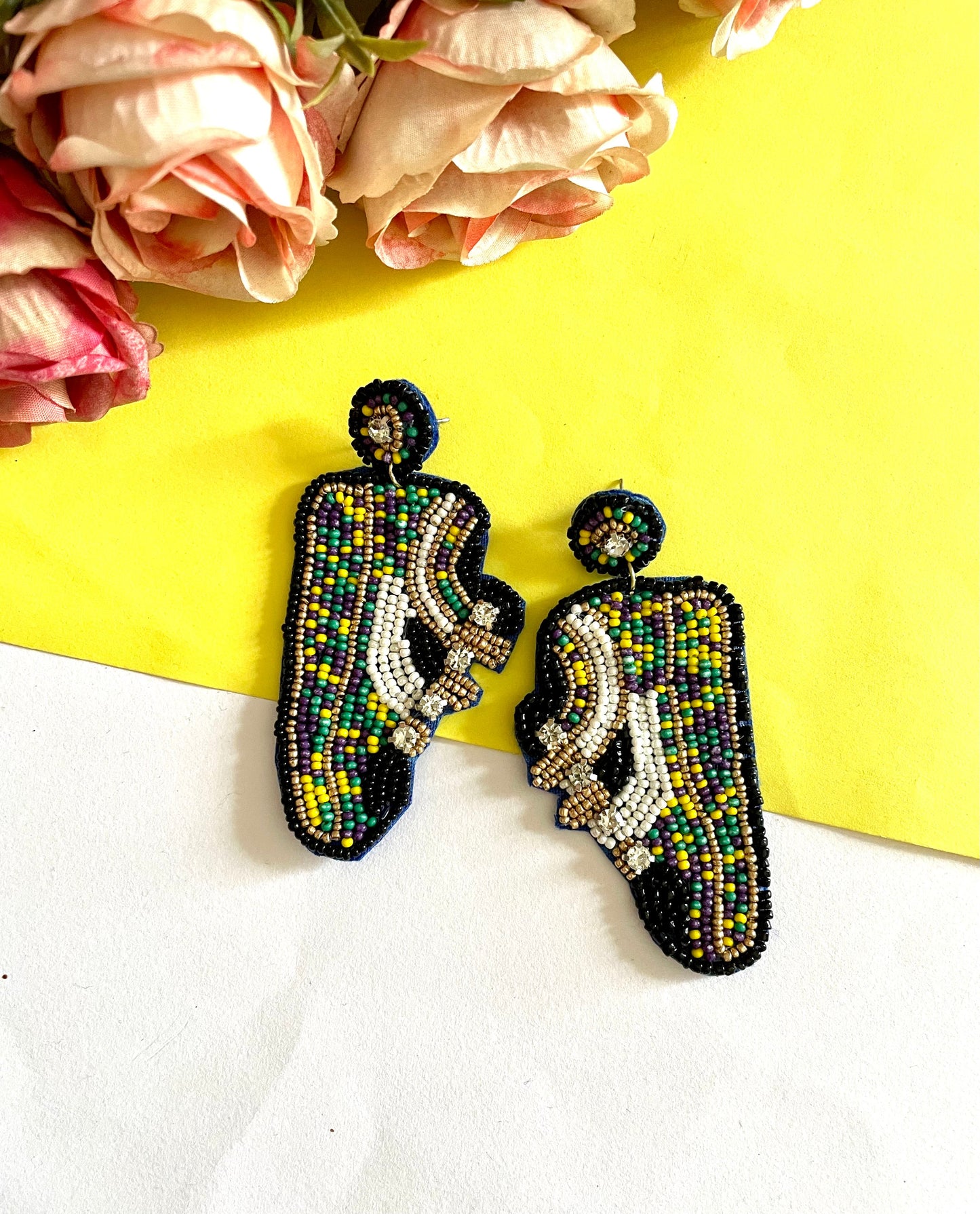 Shop the ultimate shoe earrings at Jewellery Lovers. Anti-tarnish, trendy & perfect for daily or festive wear. Free shipping available. jewellerylovers
