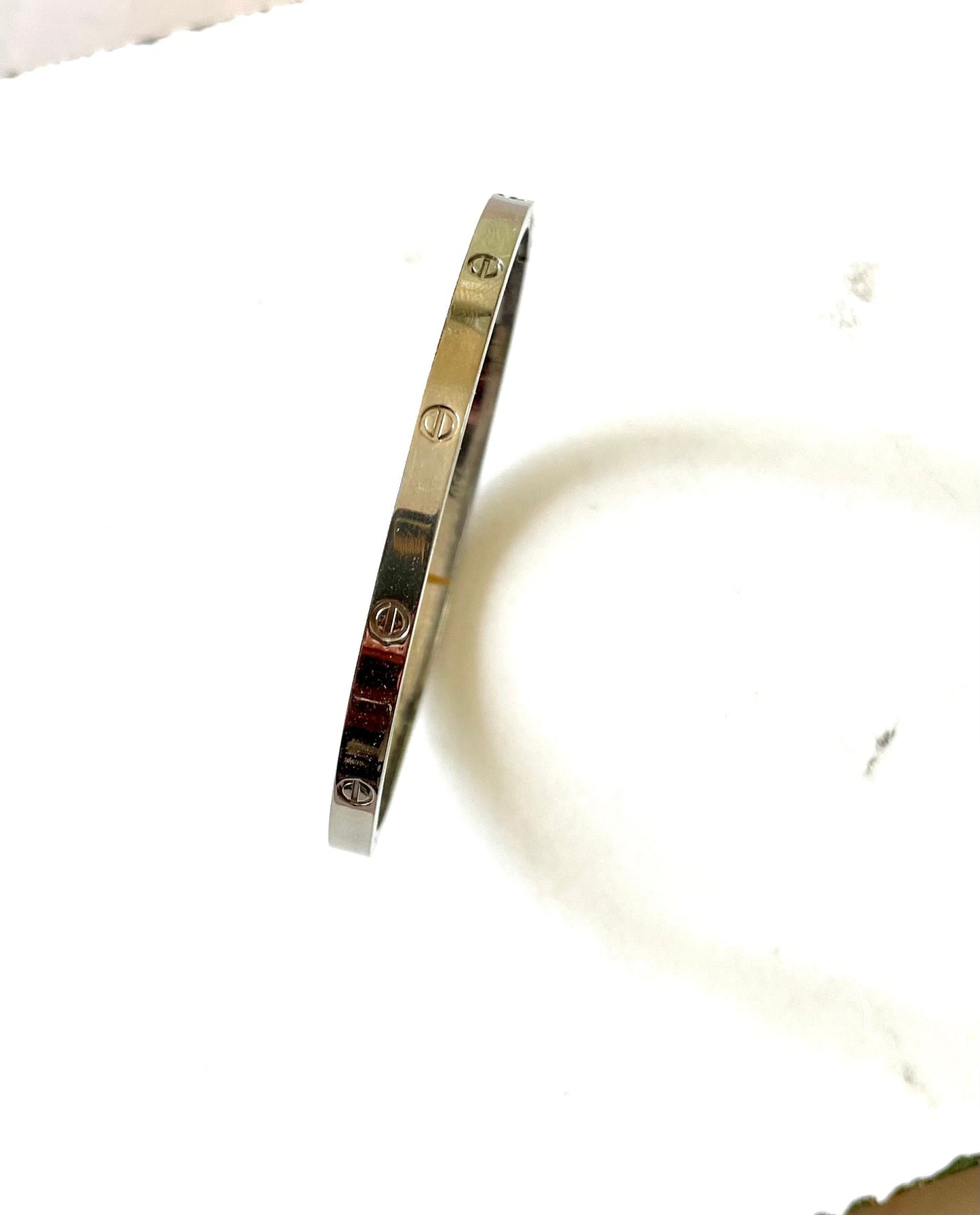 Shop cartier silver bangle at Jewellery Lovers. Anti-tarnish, trendy & perfect for daily or festive wear. Free shipping available. jewellerylovers