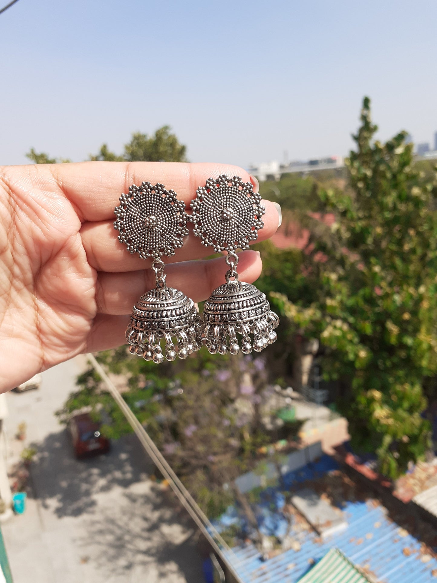 Shop jhumka at Jewellery Lovers. Anti-tarnish, trendy & perfect for daily or festive wear. Free shipping available. jewellerylovers