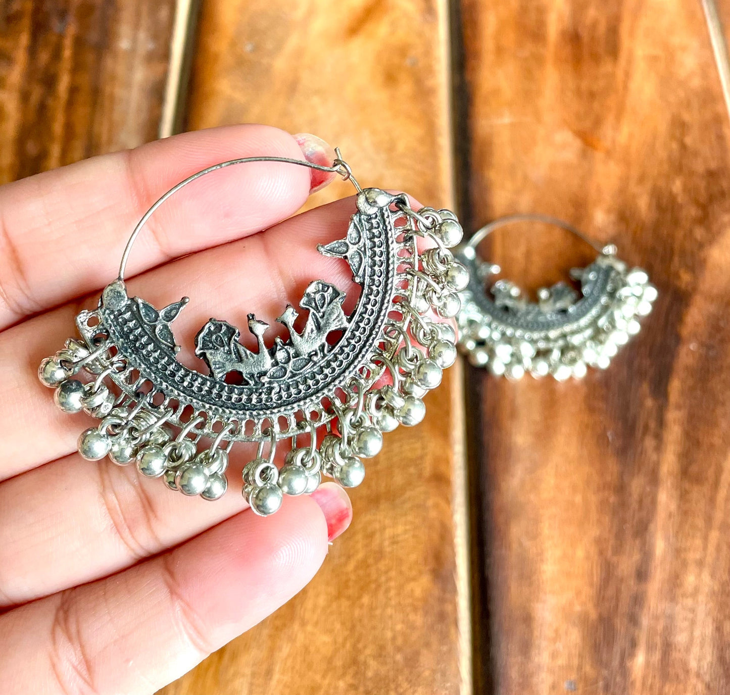 Shop oxidised baaliyaan at Jewellery Lovers. Anti-tarnish, trendy & perfect for daily or festive wear. Free shipping available. jewellerylovers