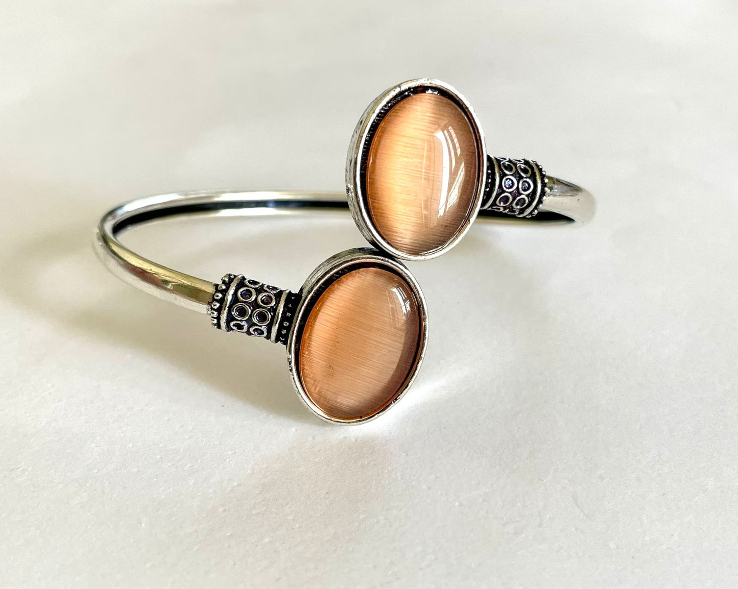 Button bracelet