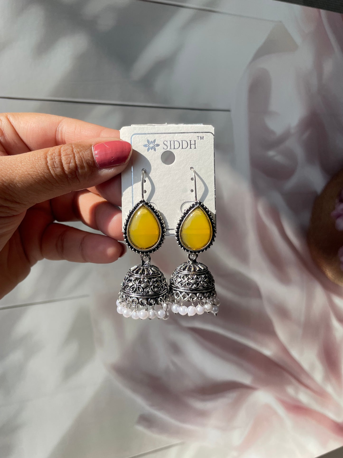 Almond silver earrings