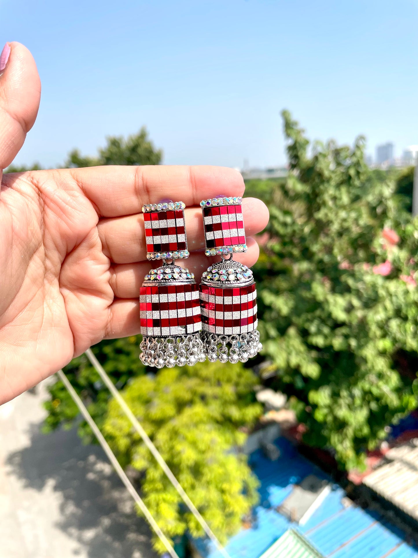Abstract pattern jhumka