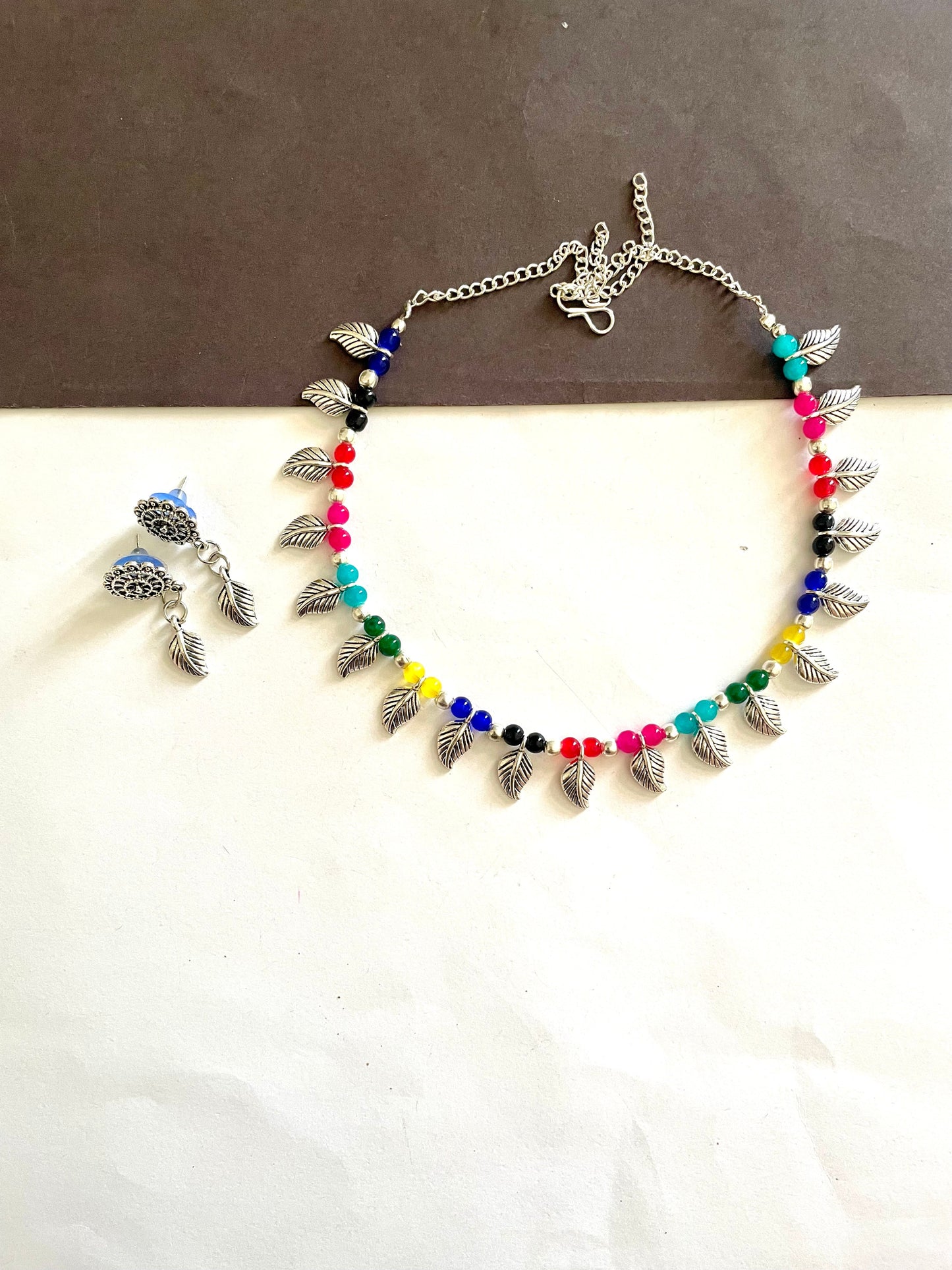 Shop multicolour choker set at Jewellery Lovers. Anti-tarnish, trendy & perfect for daily or festive wear. Free shipping available. jewellerylovers