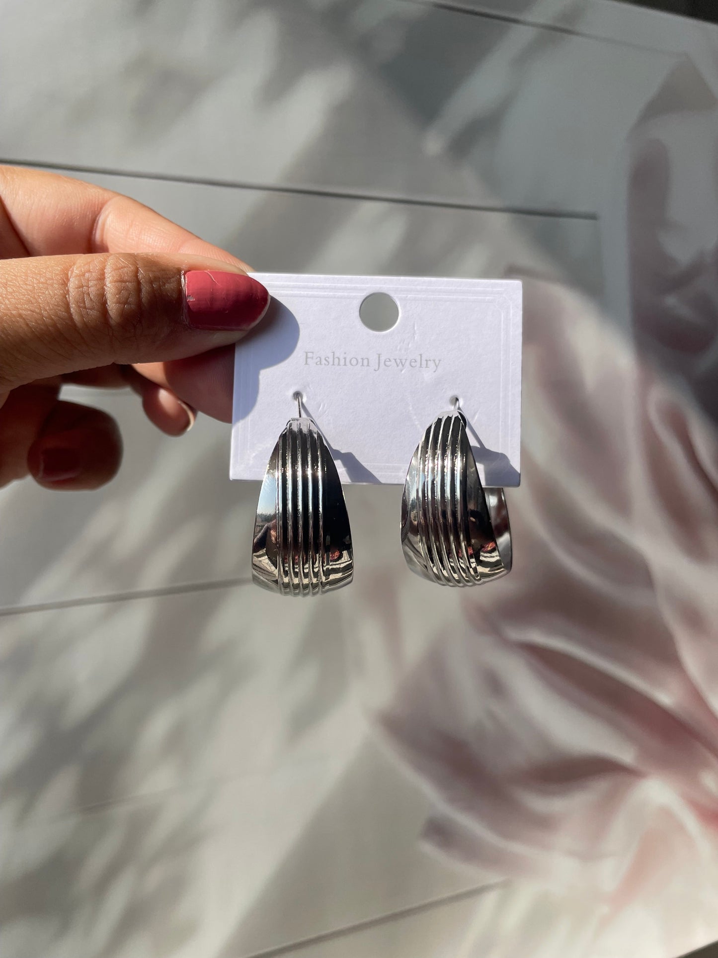 Shop overlined hoops at Jewellery Lovers. Anti-tarnish, trendy & perfect for daily or festive wear. Free shipping available. jewellerylovers