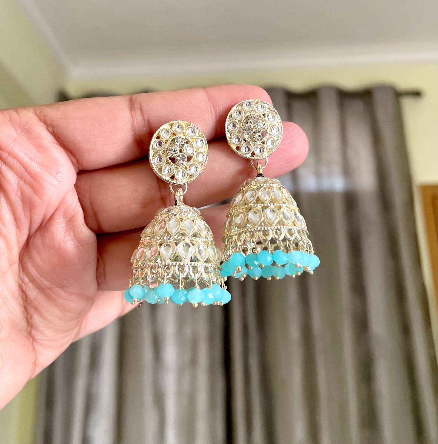 Kundan jhumka