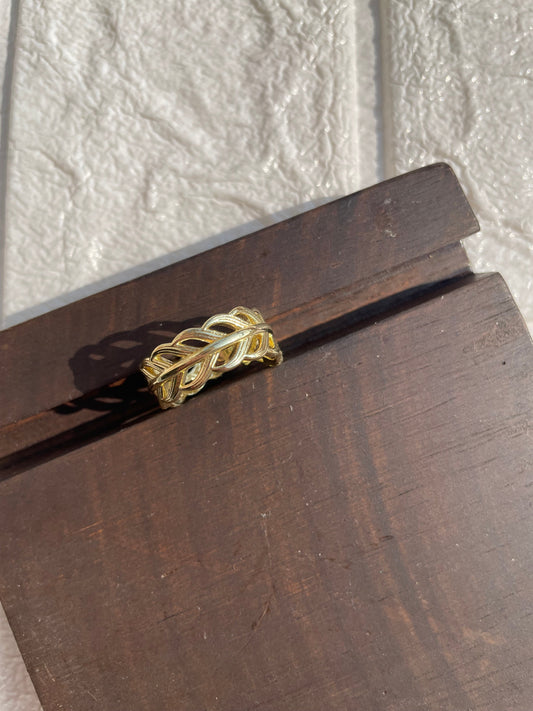Shop leaf ring at Jewellery Lovers. Anti-tarnish, trendy & perfect for daily or festive wear. Free shipping available. jewellerylovers