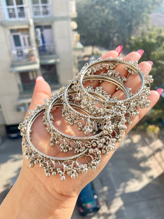 Silver no noise ghungroo bangles
