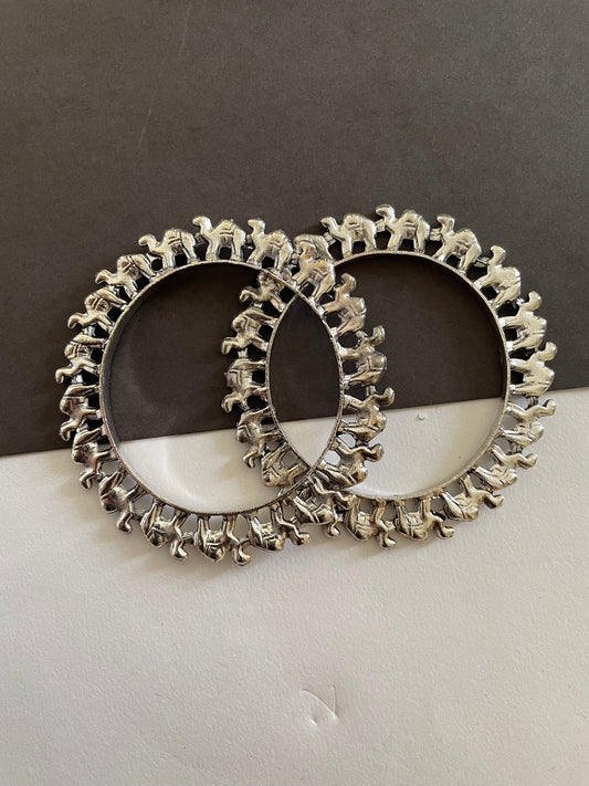 Oxidised bangle