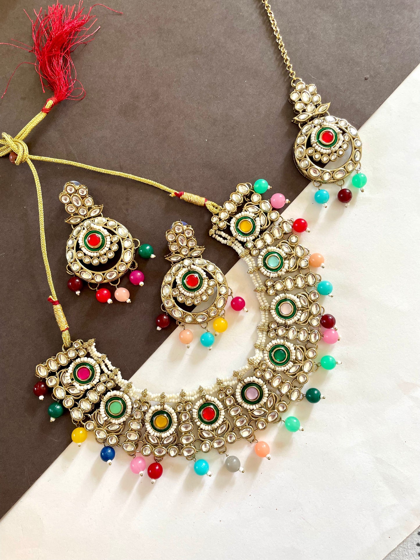 Shop multicolour kundan necklace set with earrings at Jewellery Lovers. Anti-tarnish, trendy & perfect for daily or festive wear. Free shipping available. jewellerylovers