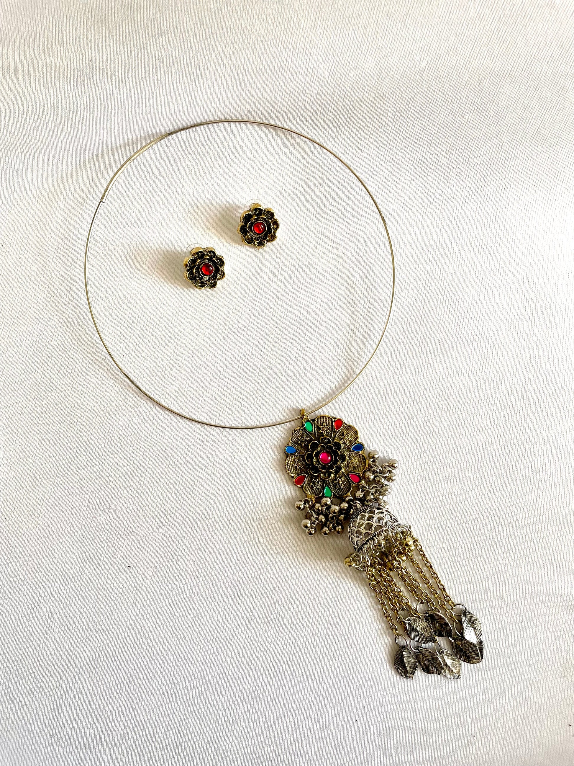 Shop multicolour hasli choker at Jewellery Lovers. Anti-tarnish, trendy & perfect for daily or festive wear. Free shipping available. jewellerylovers