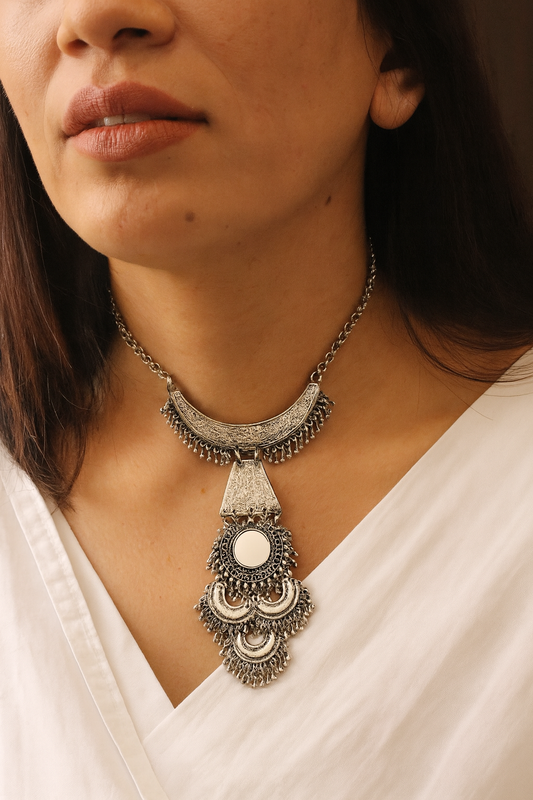 Statement silver necklace jewellerylovers