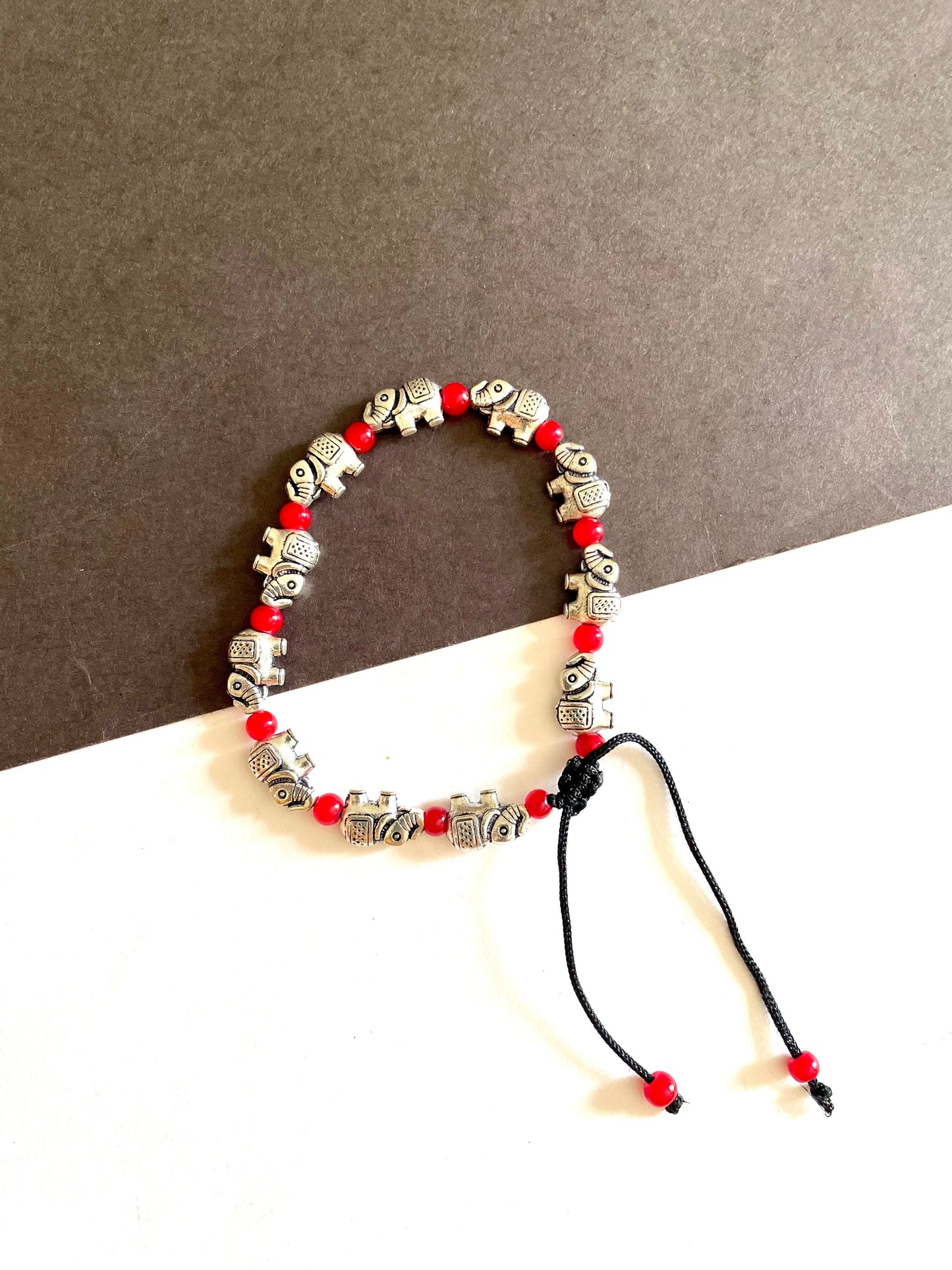 Shop beaded elephant anklet at Jewellery Lovers. Anti-tarnish, trendy & perfect for daily or festive wear. Free shipping available. jewellerylovers