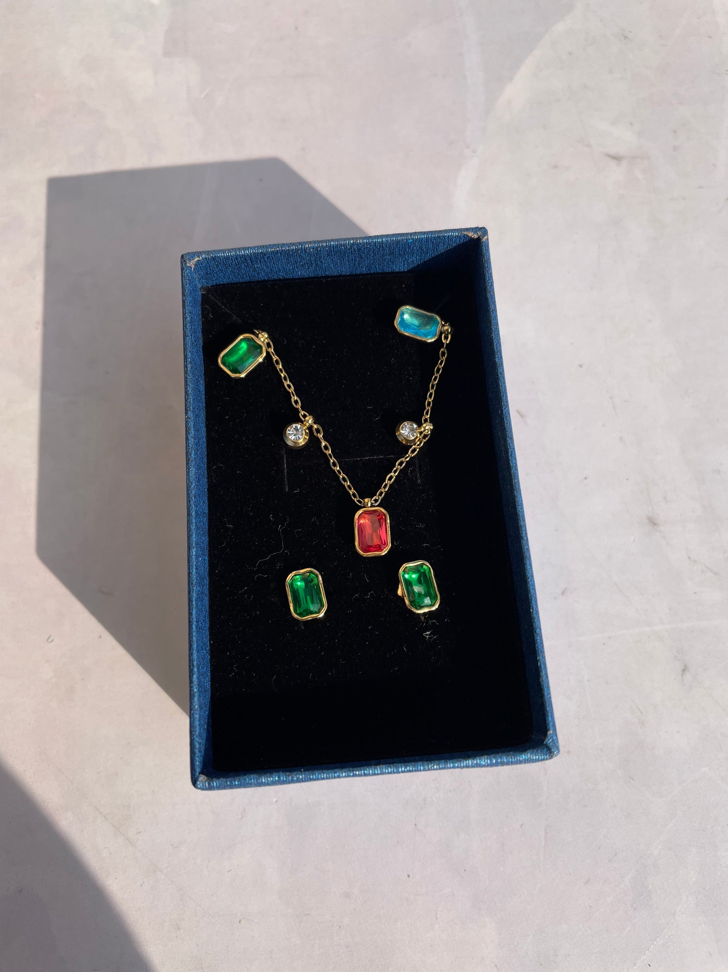 Premium multicolour necklace set with earrings