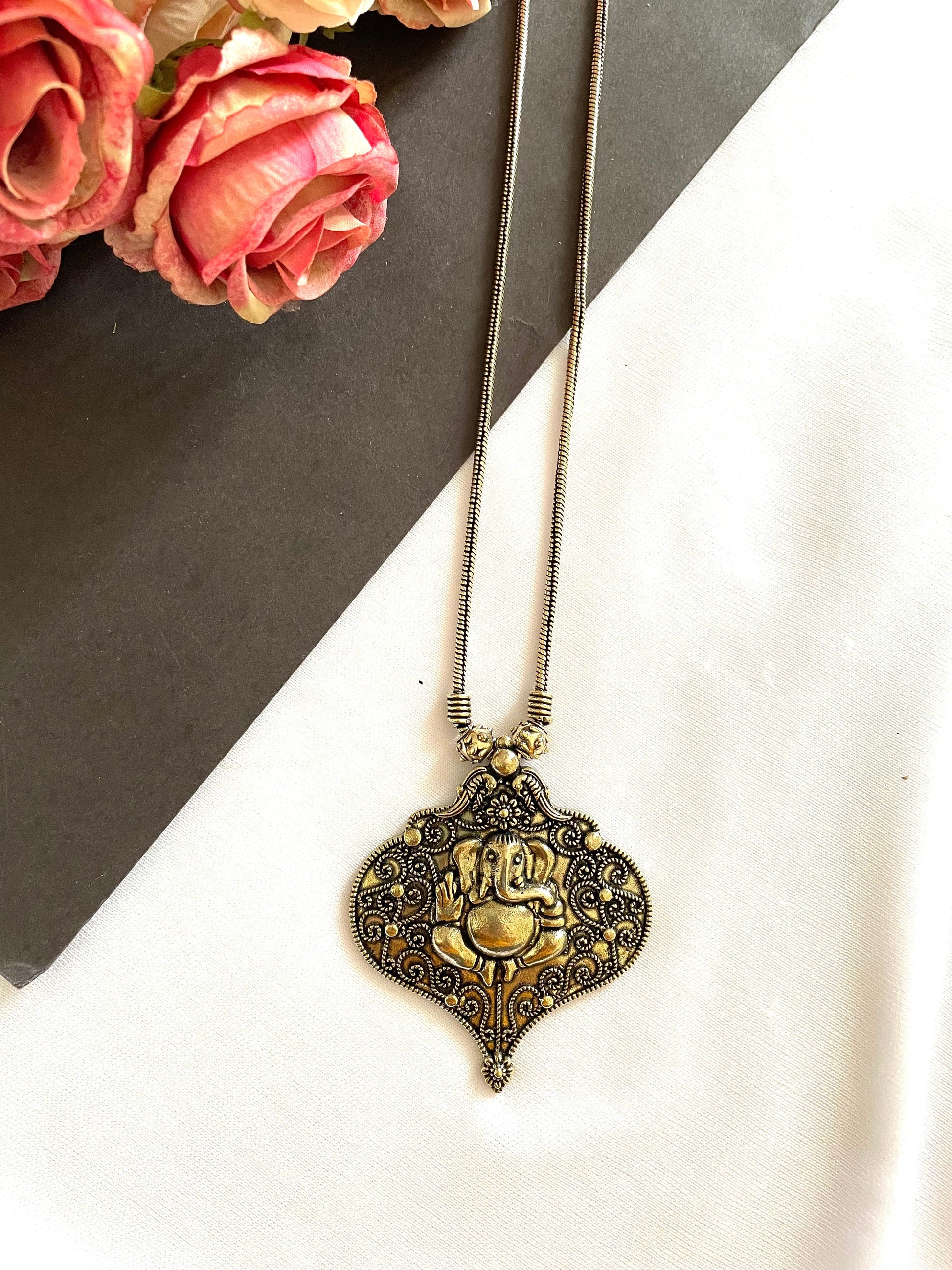 Shop ganesha pendent at Jewellery Lovers. Anti-tarnish, trendy & perfect for daily or festive wear. Free shipping available. jewellerylovers