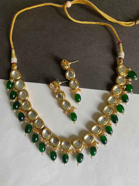Shop kundan set at Jewellery Lovers. Anti-tarnish, trendy & perfect for daily or festive wear. Free shipping available. jewellerylovers