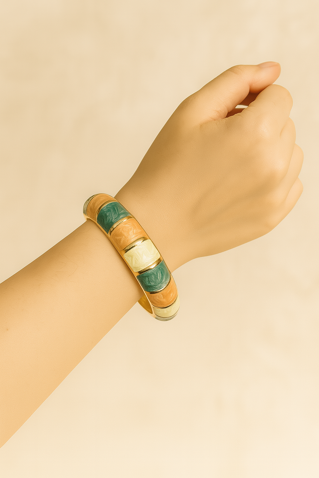 Round beige and white enamelled bangle jewellerylovers