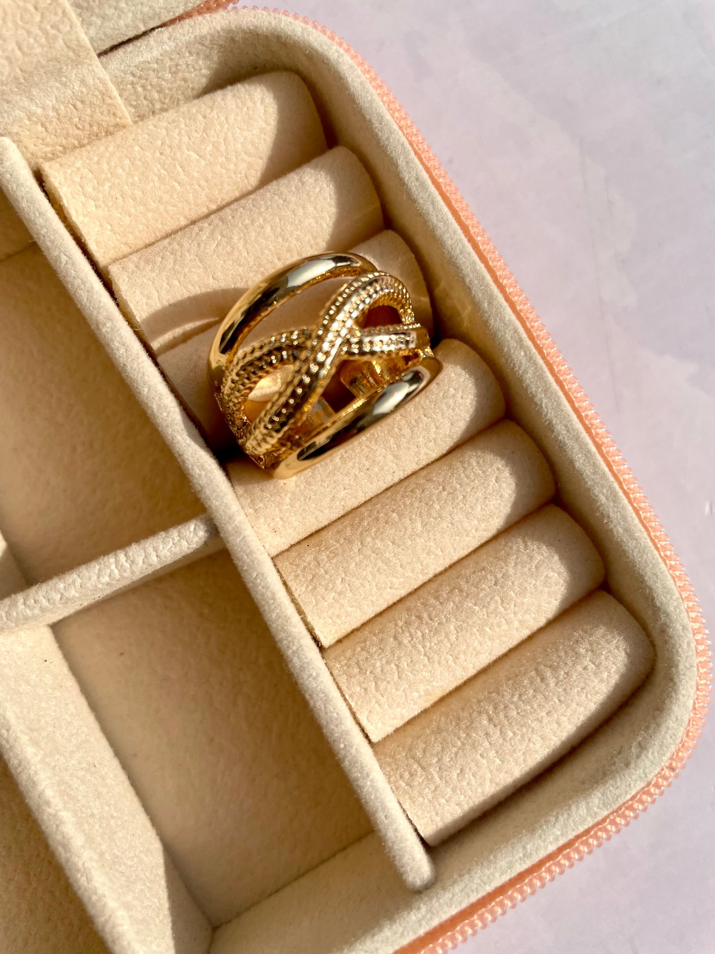 Gold anti tarnished adjustable ring