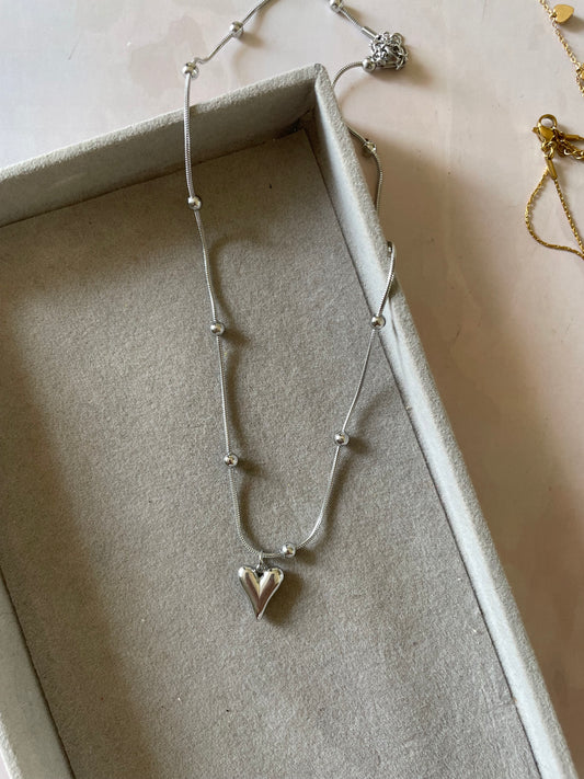Silver heart necklace