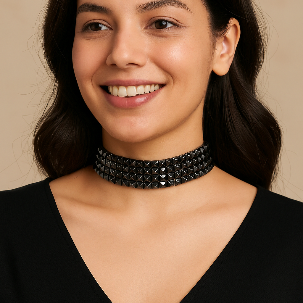 Shop choker necklace at Jewellery Lovers. Anti-tarnish, trendy & perfect for daily or festive wear. Free shipping available. jewellerylovers