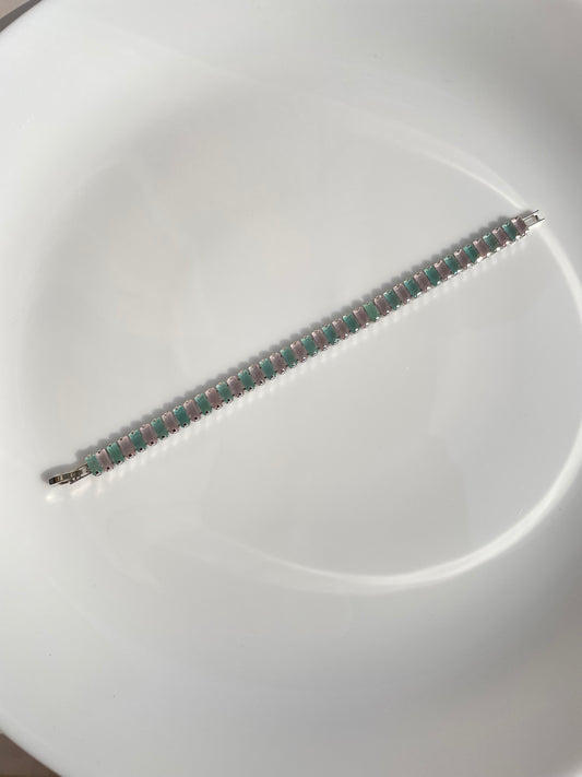 Mix shade bracelet