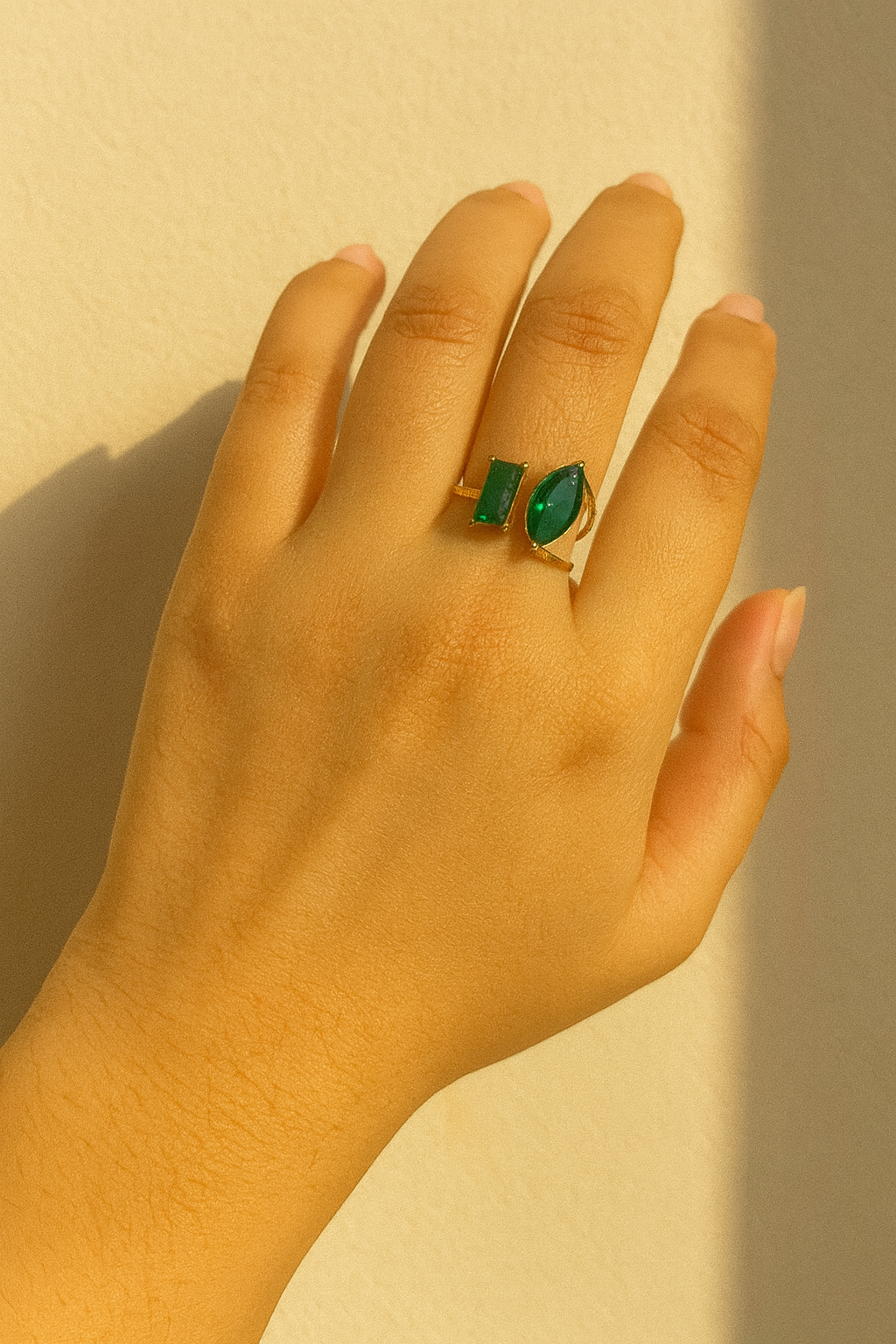 Green stone dual band jewellerylovers
