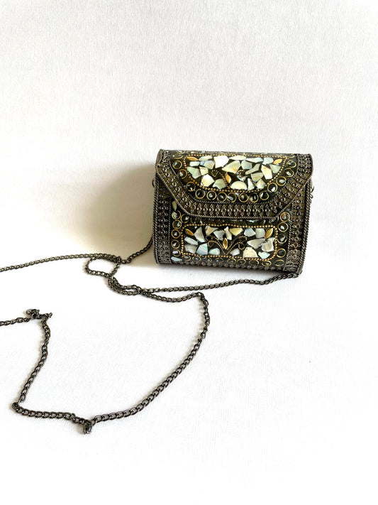 Silver stone sling bag