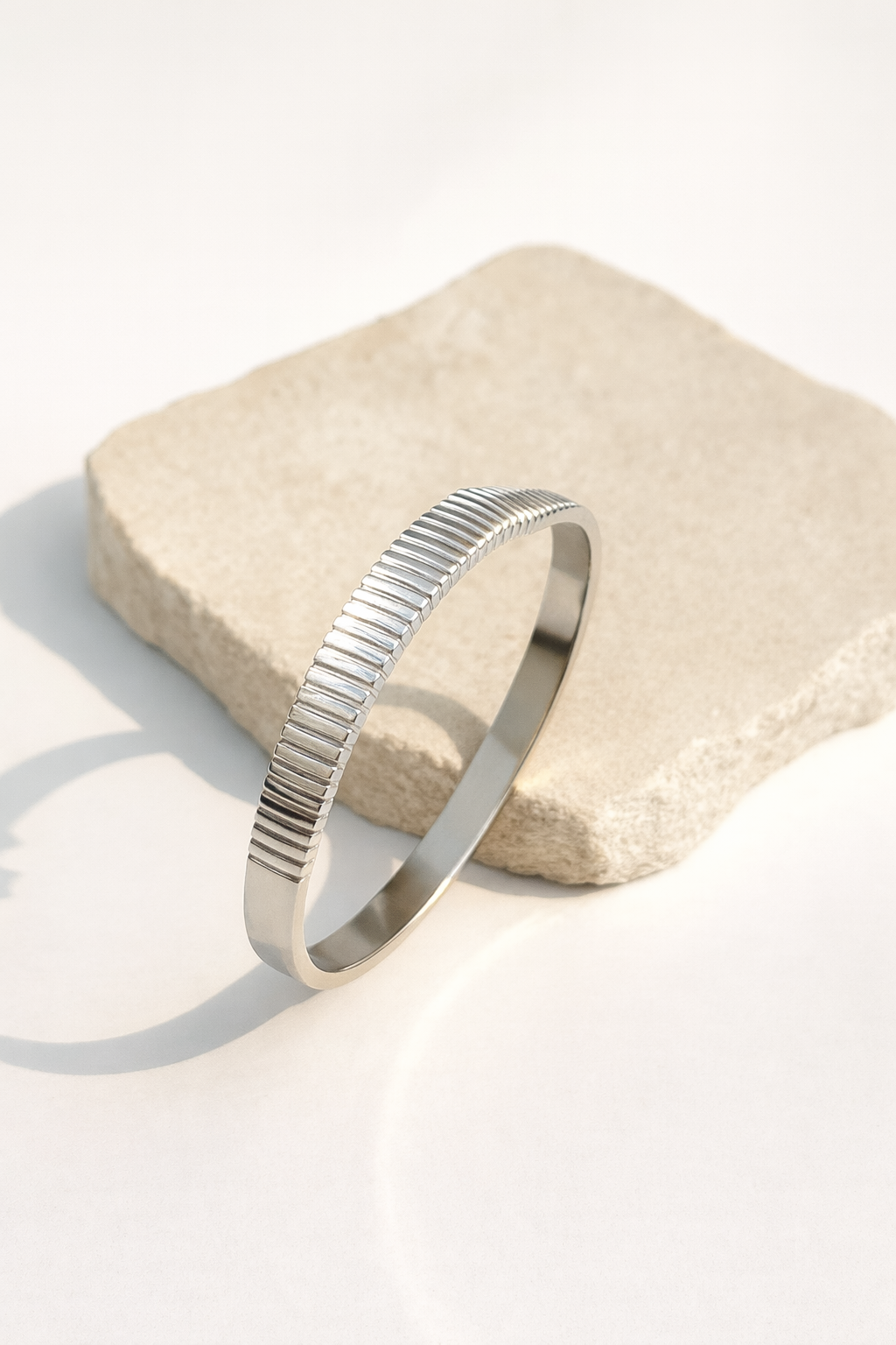 Silver sleek bangle jewellerylovers