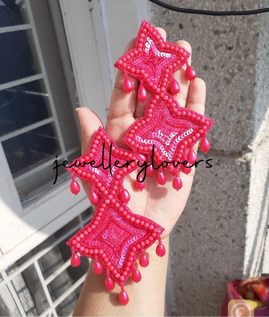 Shop beaded earrings at Jewellery Lovers. Anti-tarnish, trendy & perfect for daily or festive wear. Free shipping available. jewellerylovers