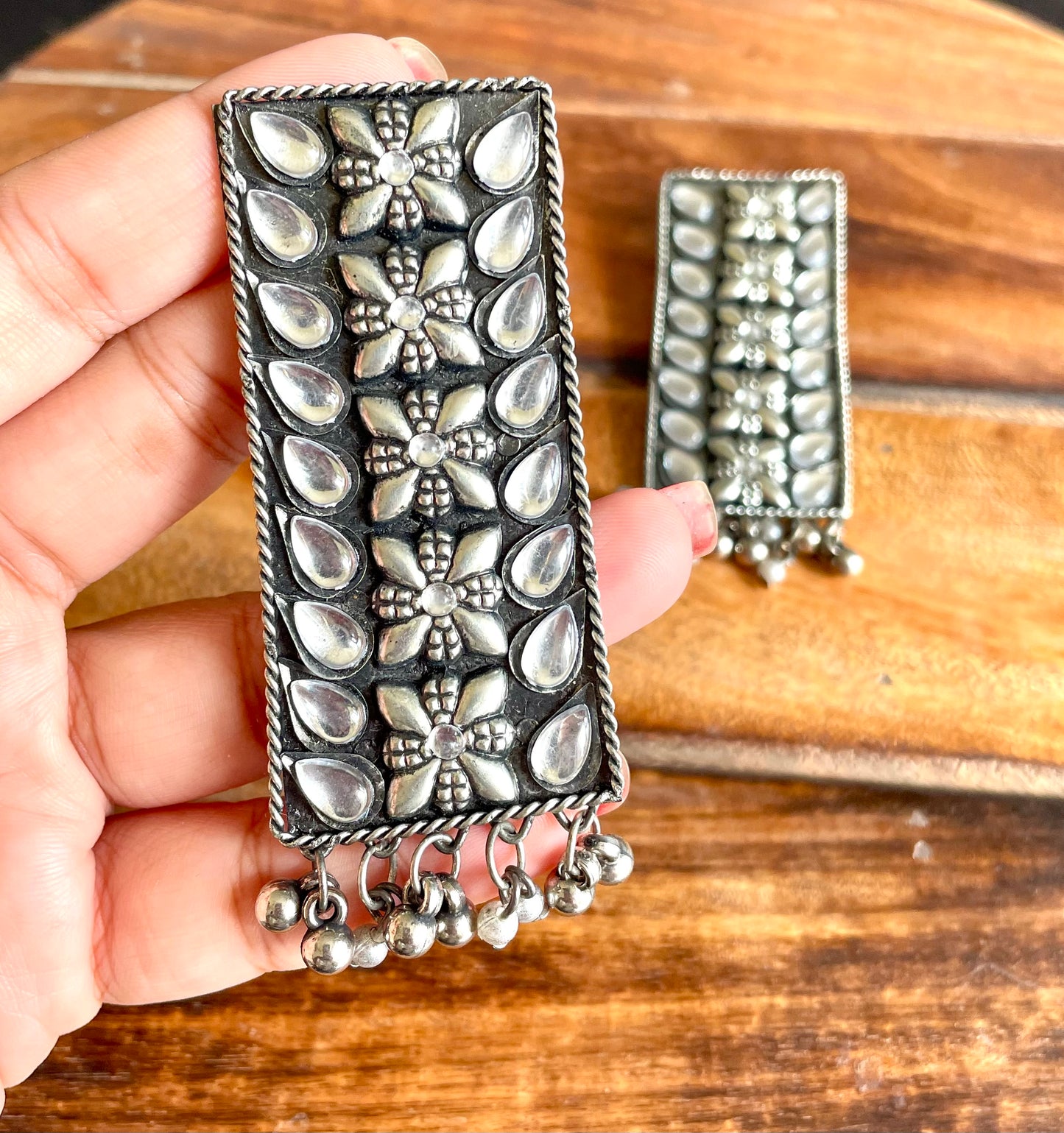 Black long studs